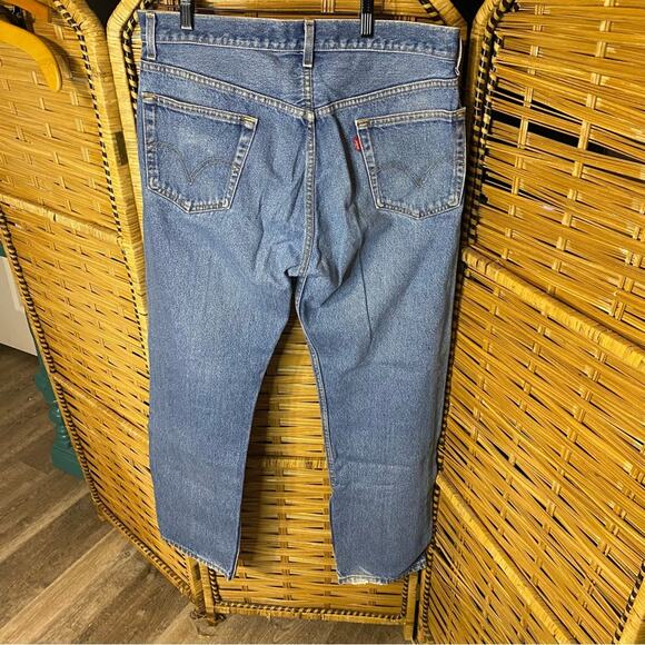 Levi's Relaxed Blue Jeans Timeless Style 505 regular fit 36x32 100% denim cotton - Picture 8 of 9